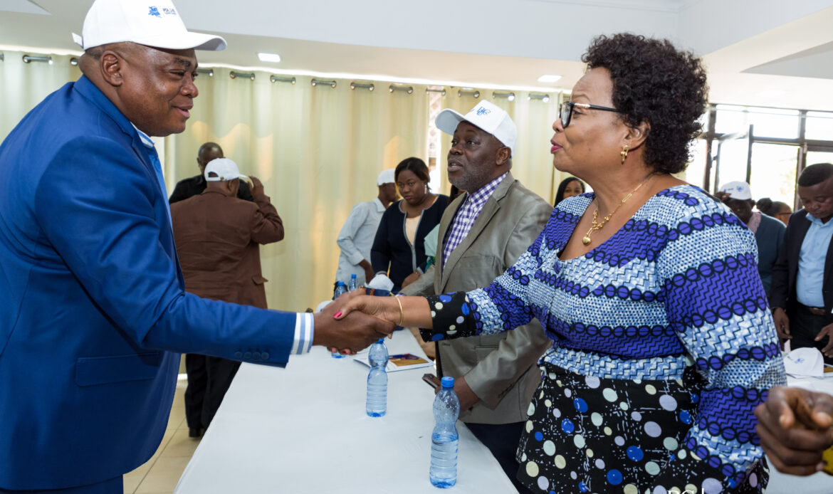 Journée d'information de la société civile sur le PDL-145 T