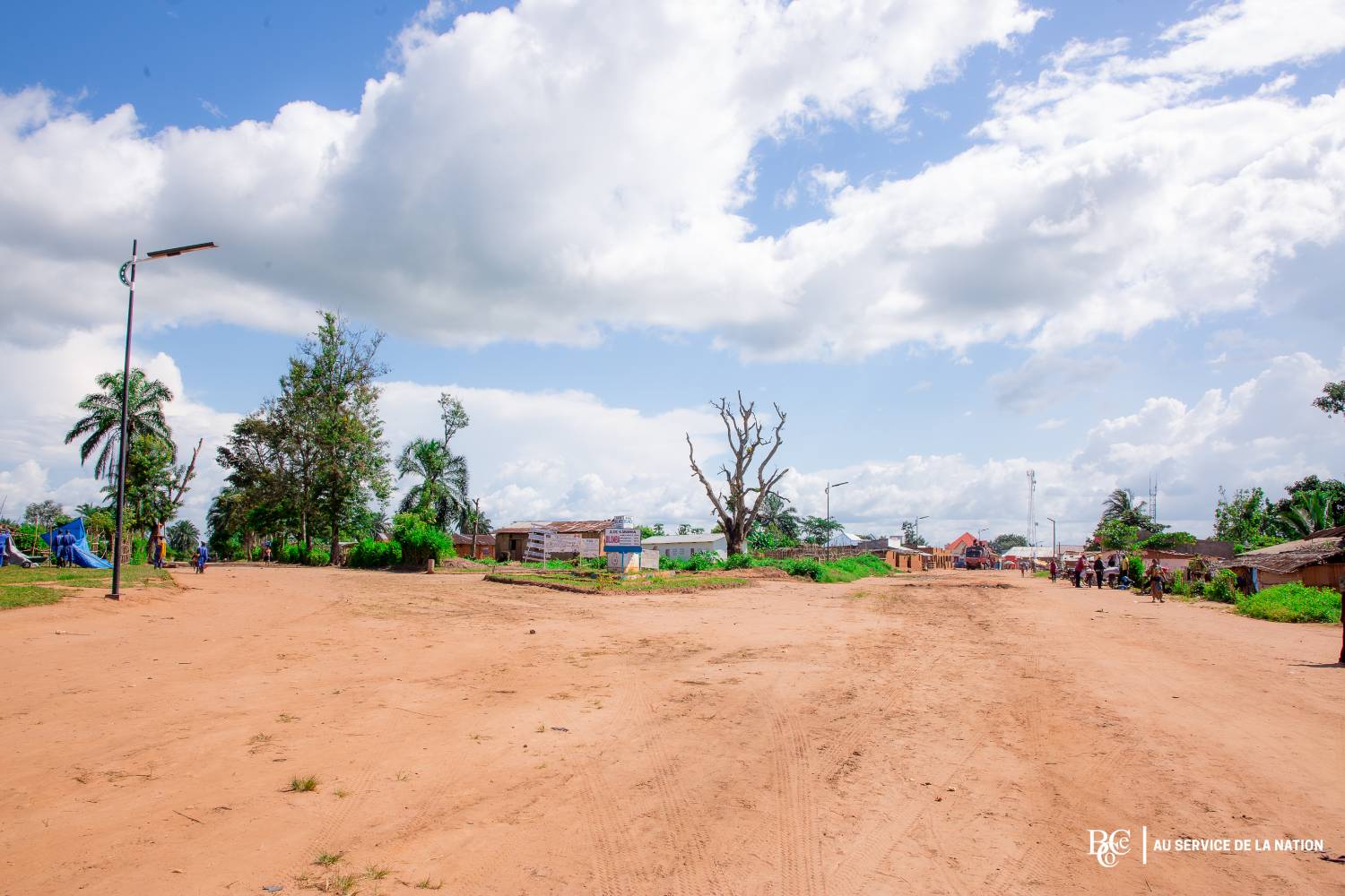 Modernisation et Réhabilitation de la route Kalamba Mbuji : Les travaux vont bon train malgré les pluies diluviennes !