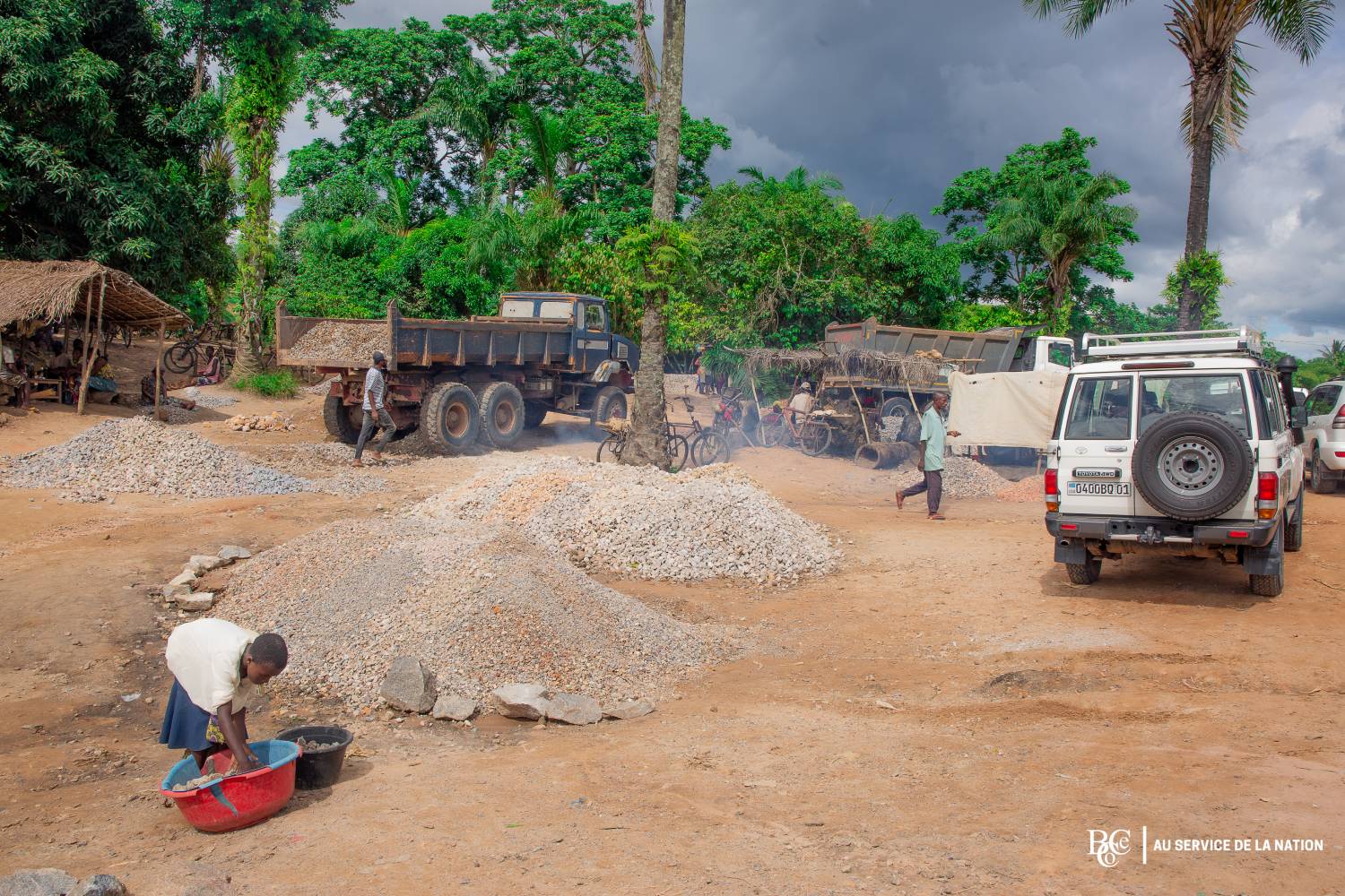 Voirie urbaine de Kananga _ Jean Mabi sur terrain pour suivre les travaux !