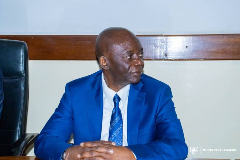 Amélioration du système de passation des marchés publics : la délégation de L'ARMP en réunion de travail avec l'équipe du BCECO 6