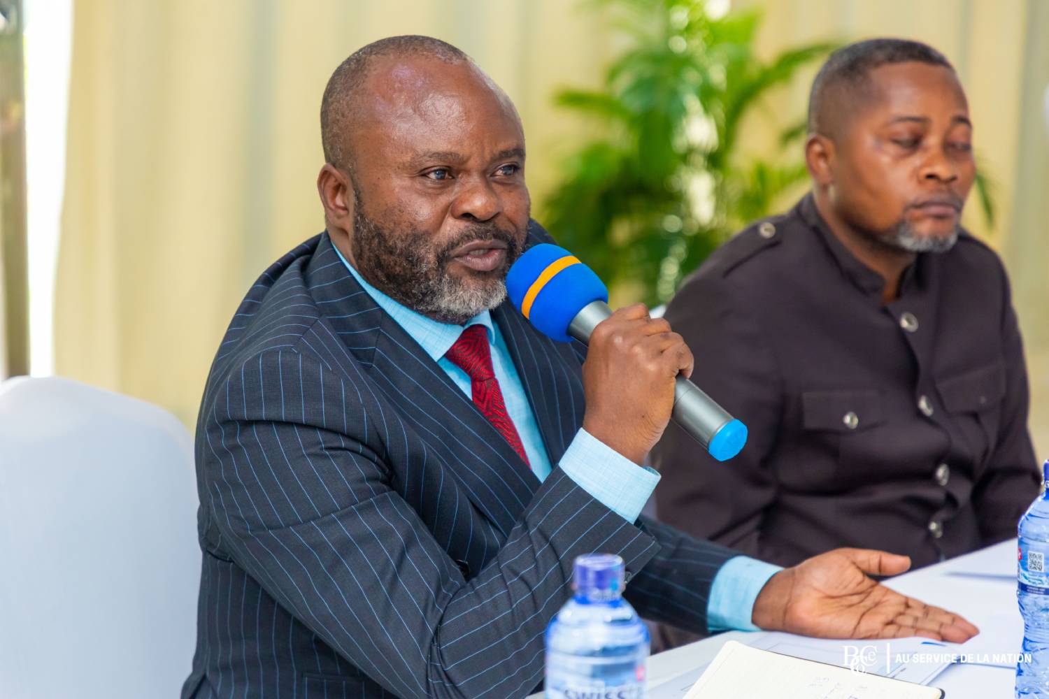 La maison de France dans la commune de la Gombe a servi de cadre pour le déroulement de cette activité qui a réuni d'une part la partie Bceco représentée par son directeur général Jean Mabi Mulumba et d'autre part la délégation des députés nationaux du Kasaï Central conduite par l'honorable Valentin Ngandu.