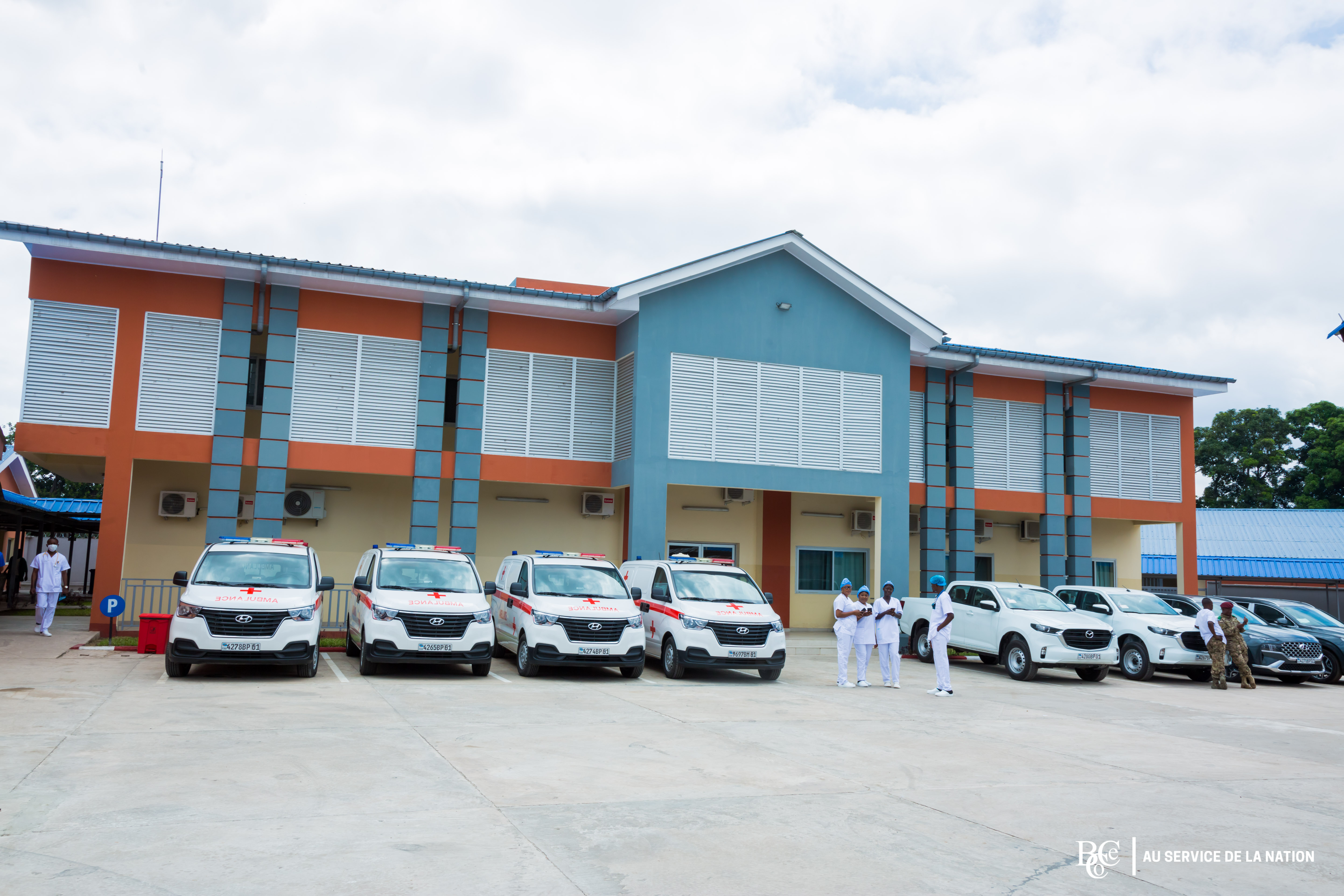 Le samedi 8 avril 2023 restera une date historique pour la République Démocratique du Congo, car le Président de la République, Son Excellence Monsieur Felix Antoine Tshisekedi Tshilombo, a inauguré l'hôpital militaire du Camp Lieutenant-Colonel Tshatshi.