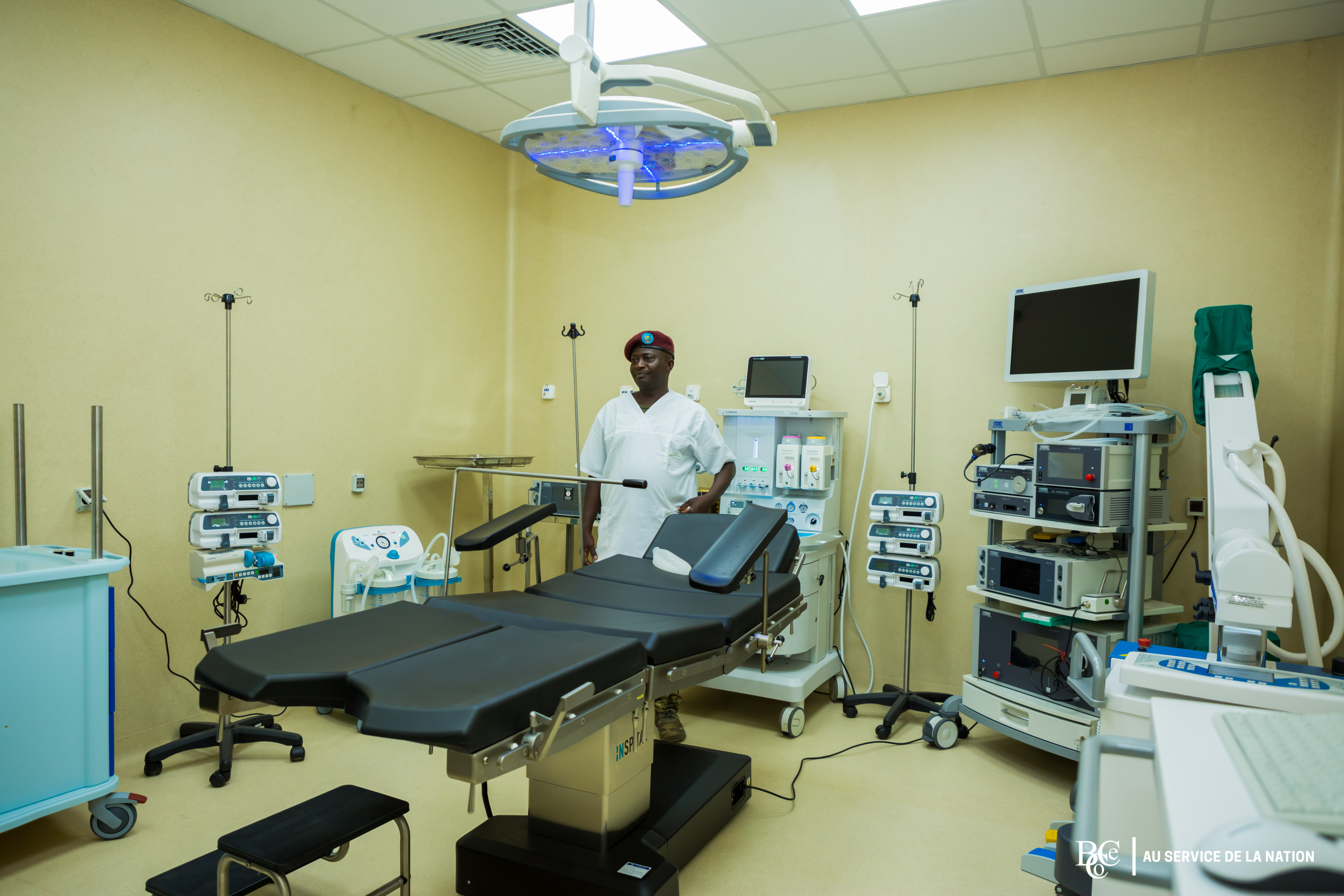 Inauguration de l'hôpital militaire du Camp Tshatshi