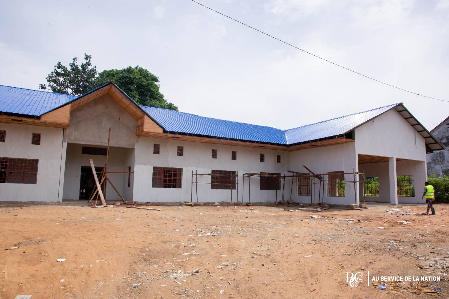 Kasaï-Central : Mission d'inspection de construction des infrastructures, Jean Mabi et John kabeya sur terrain !