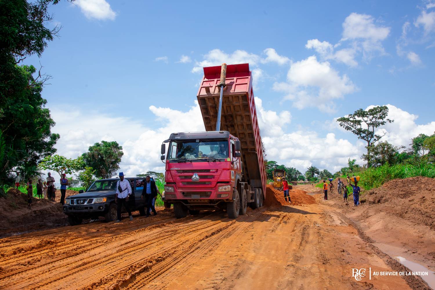 Modernisation et Réhabilitation de la route Kalamba Mbuji : Les travaux vont bon train malgré les pluies diluviennes !